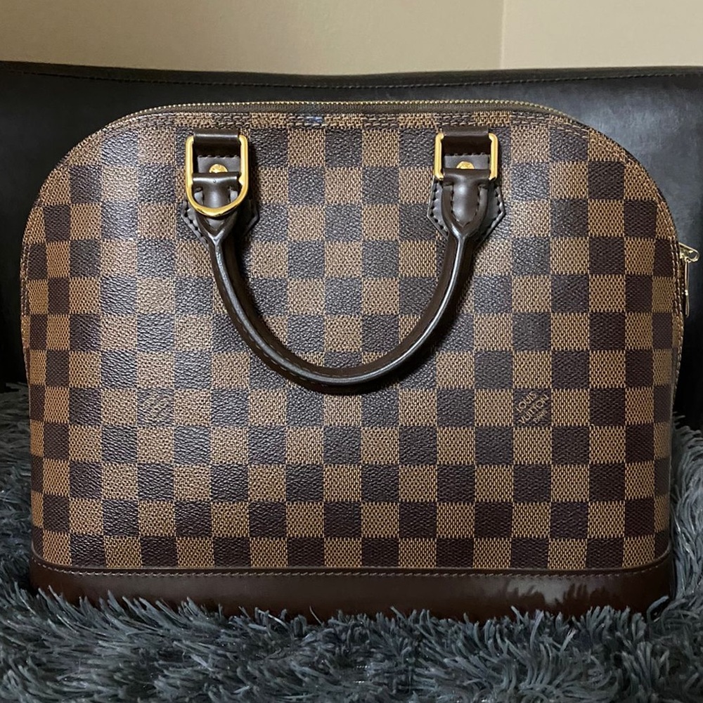 Authentic Louis Vuitton Alma PM Damier
